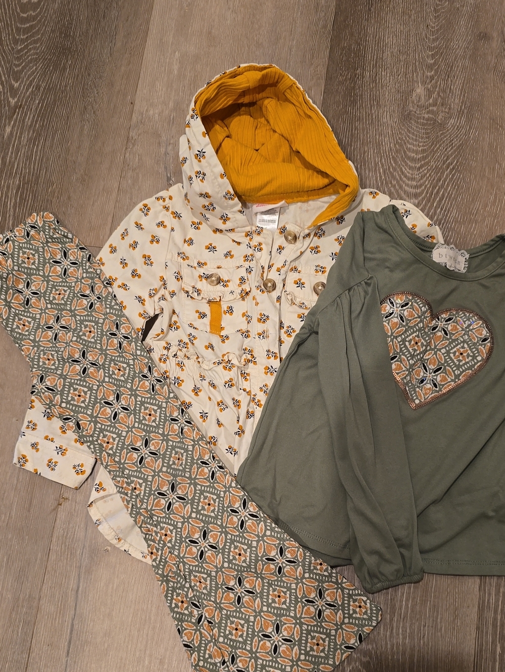 GAP Girls Cream Floral Hooded Jacket with Mustard Lining & Olive Heart Top Set